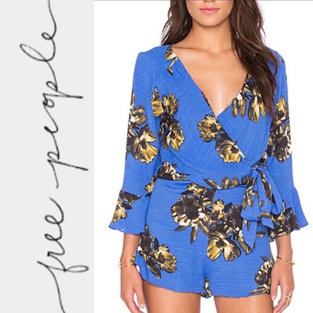 Free People ‘All The Right Ruffles’Romper Sz M-
Blue-Boho, Shabby Chic